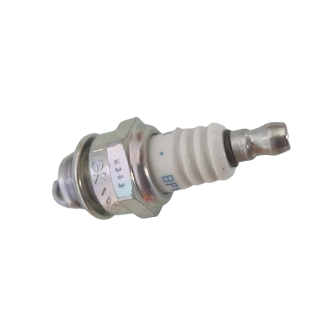 5 x NGK Spark Plugs BPMR7A